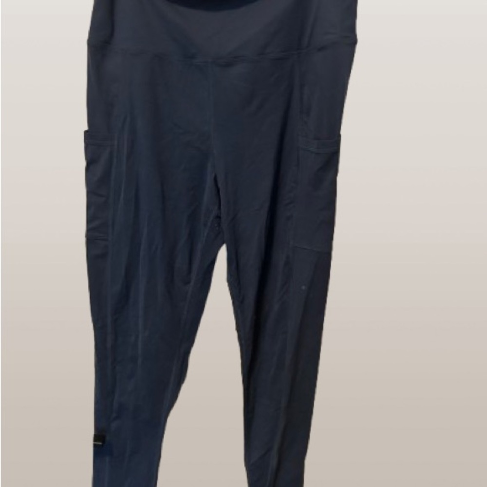 Set of two pairs of Tuff Athletics leggings